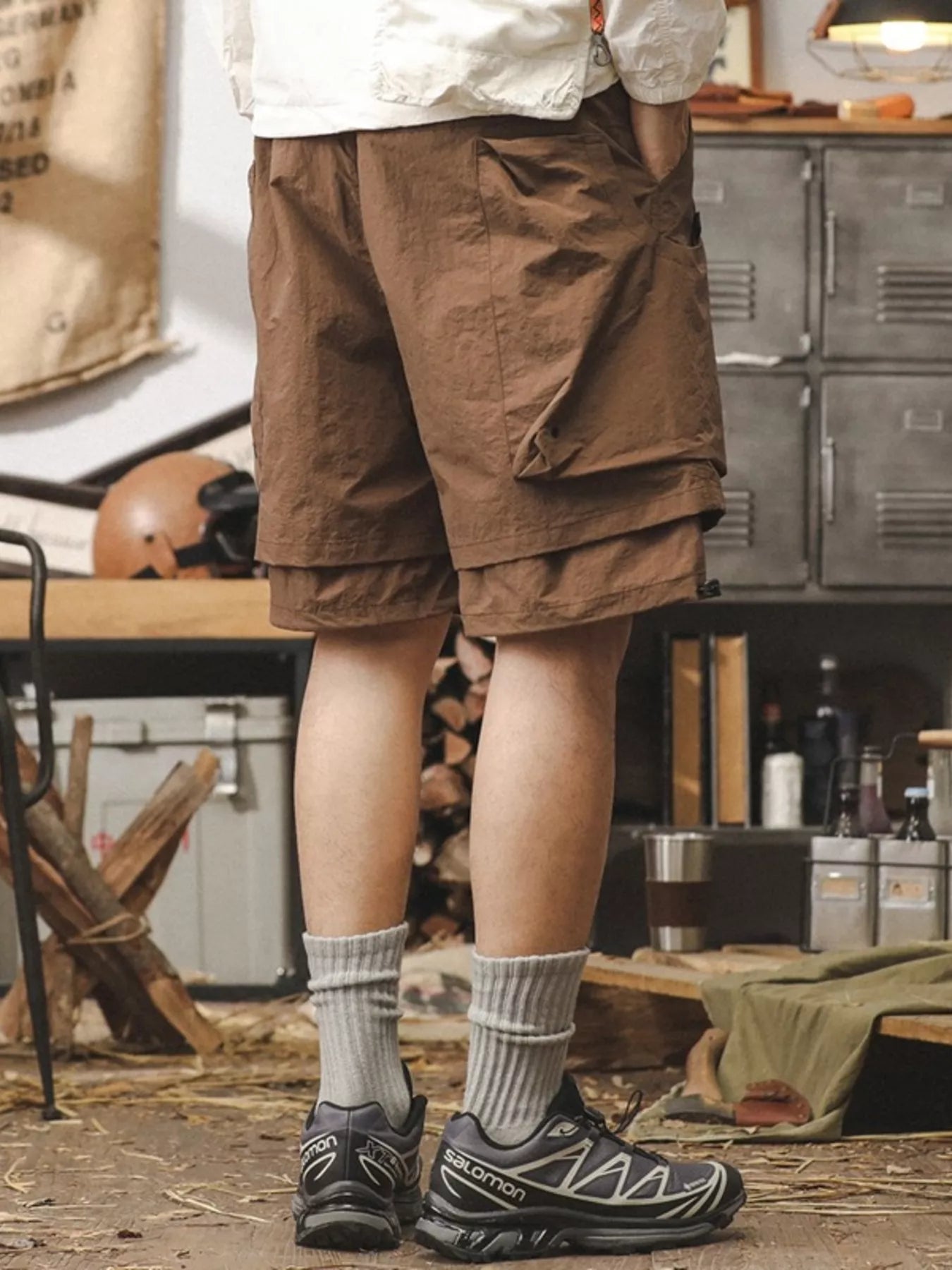 mens-plus-size-multiple-pocket-layered-cargo-shorts-with-drawstring-hem-03