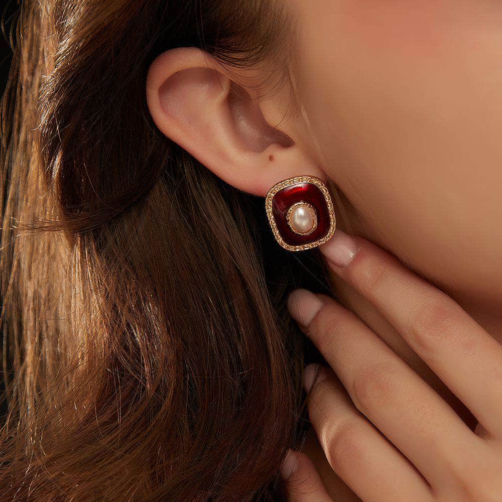 14k Gold Vintage Pearl Decor Geometric Earrings