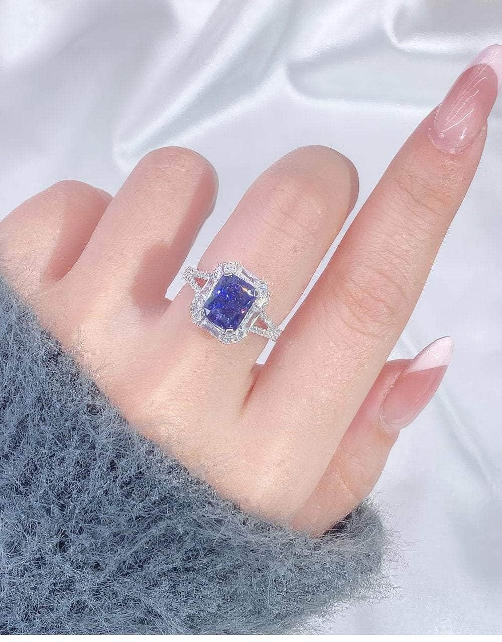 14k White Gold Emerald Cushion Cut Lab Simulated Diamond Gemstone Ring