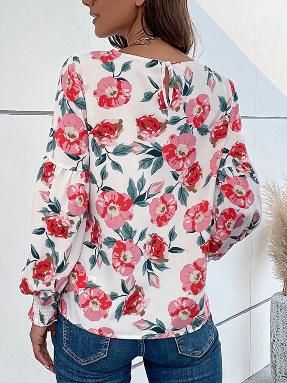 perfee-floral-long-puff-sleeve-round-neck-blouse-02