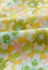 Blusa de manga larga con cuello y estampado de volantes