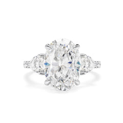 3 Stone Oval Cut Lab Diamond Ring 5 US / White Crystal