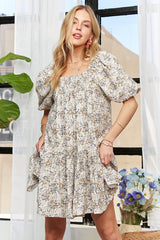 Vestido floral con cuello cuadrado y mangas abullonadas ADORA