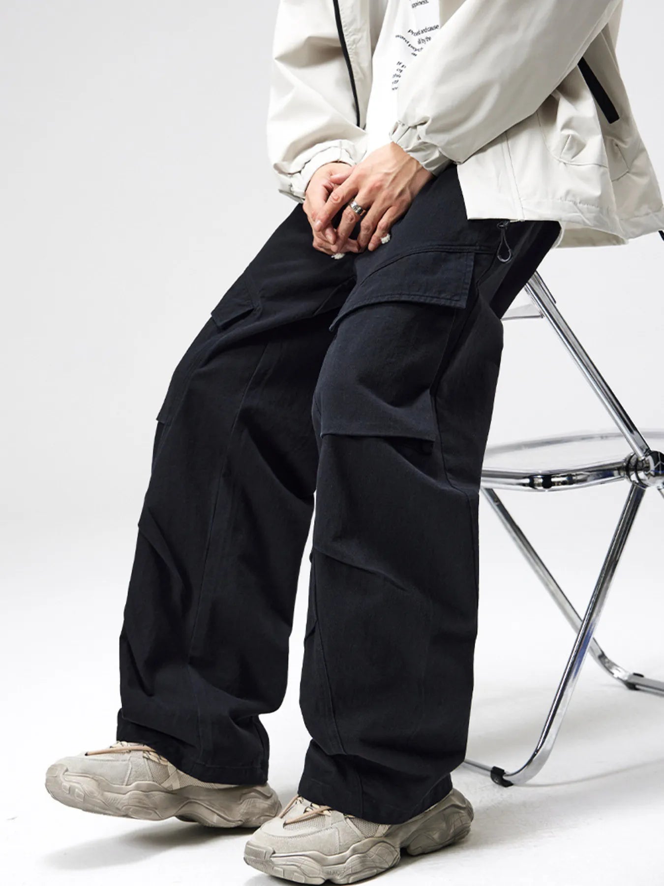 mens-plus-size-cargo-utility-pants-with-multiple-pockets-07