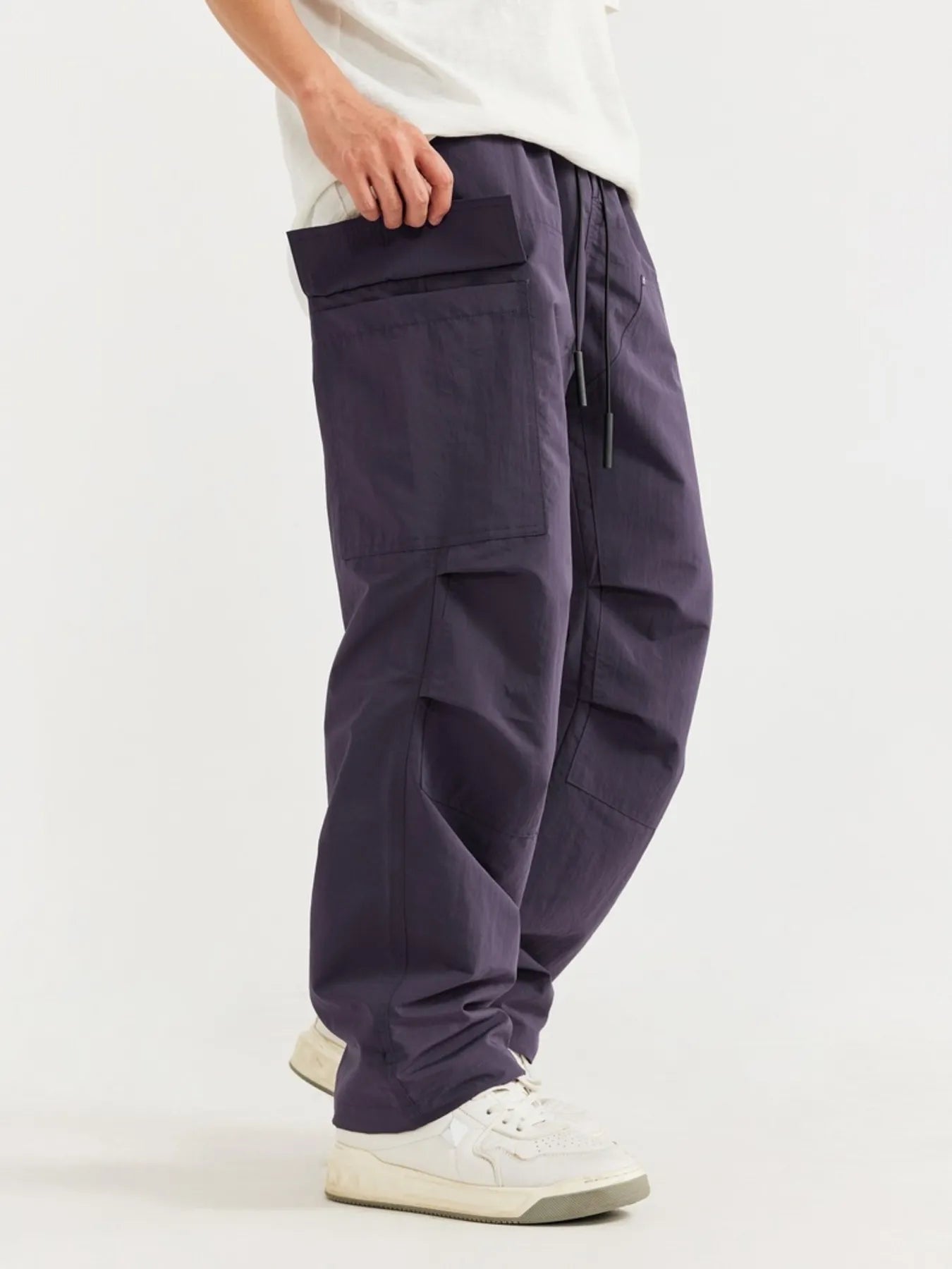 mens-wide-leg-cargo-pants-06