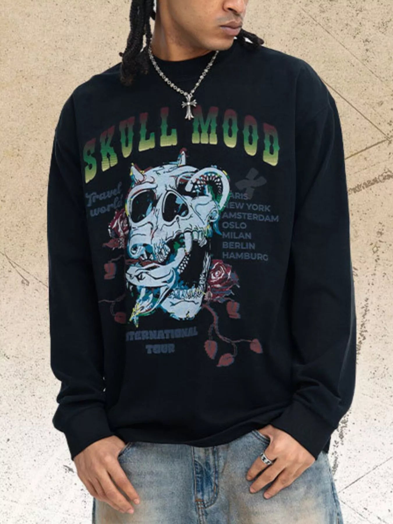 Men's long-sleeve graphic T-shirt made from a slightly stretchy cotton-spandex blend.