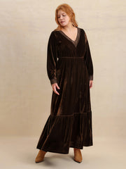 Vestido midi de manga larga con escote en V y detalle de encaje de talla grande