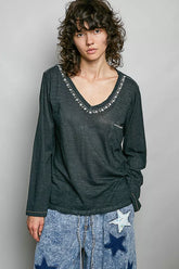 pol-contrast-stitch-v-neck-lightweight-knit-long-sleeve-top-01