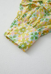 Blusa de manga larga con cuello y estampado de volantes