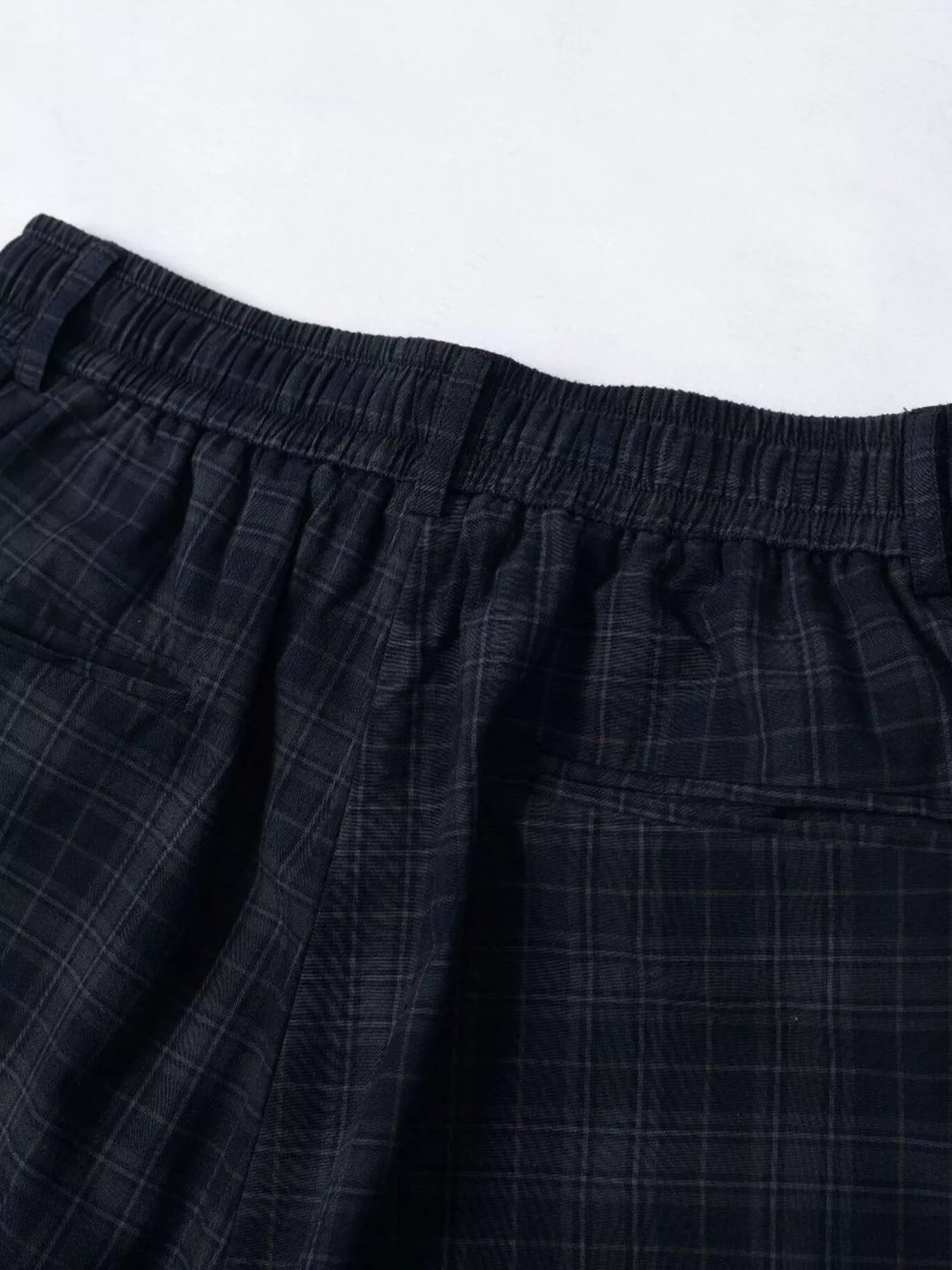 mens-plaid-wide-leg-drawstring-shorts-04