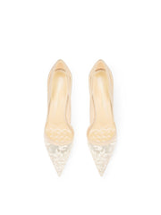 Tacones de punta puntiaguda con recortes bordados