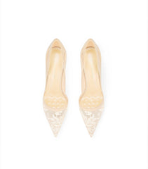 Tacones de punta puntiaguda con recortes bordados