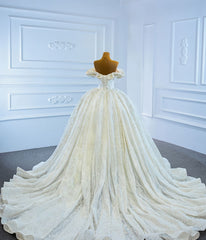 Floral Detailed Haute Couture Lace Wedding Dress - K7L8M