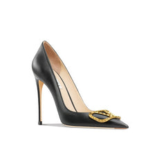 Zapatos de tacón de cuero de lujo con hebilla Malory adornada