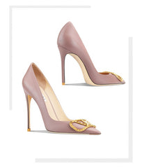 Zapatos de tacón de cuero de lujo con hebilla Malory adornada