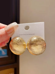 Ribbed Gold Stud Earrings