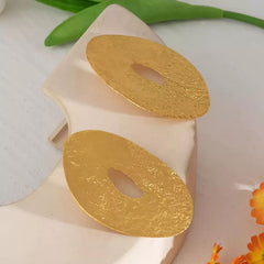 Textured Abstract Circle Stud Earrings