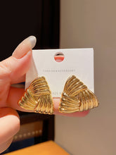 Triangular Ribbed Gold Earrings