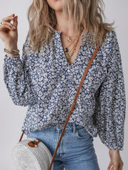 Blusa de manga larga con muescas y estampado floral