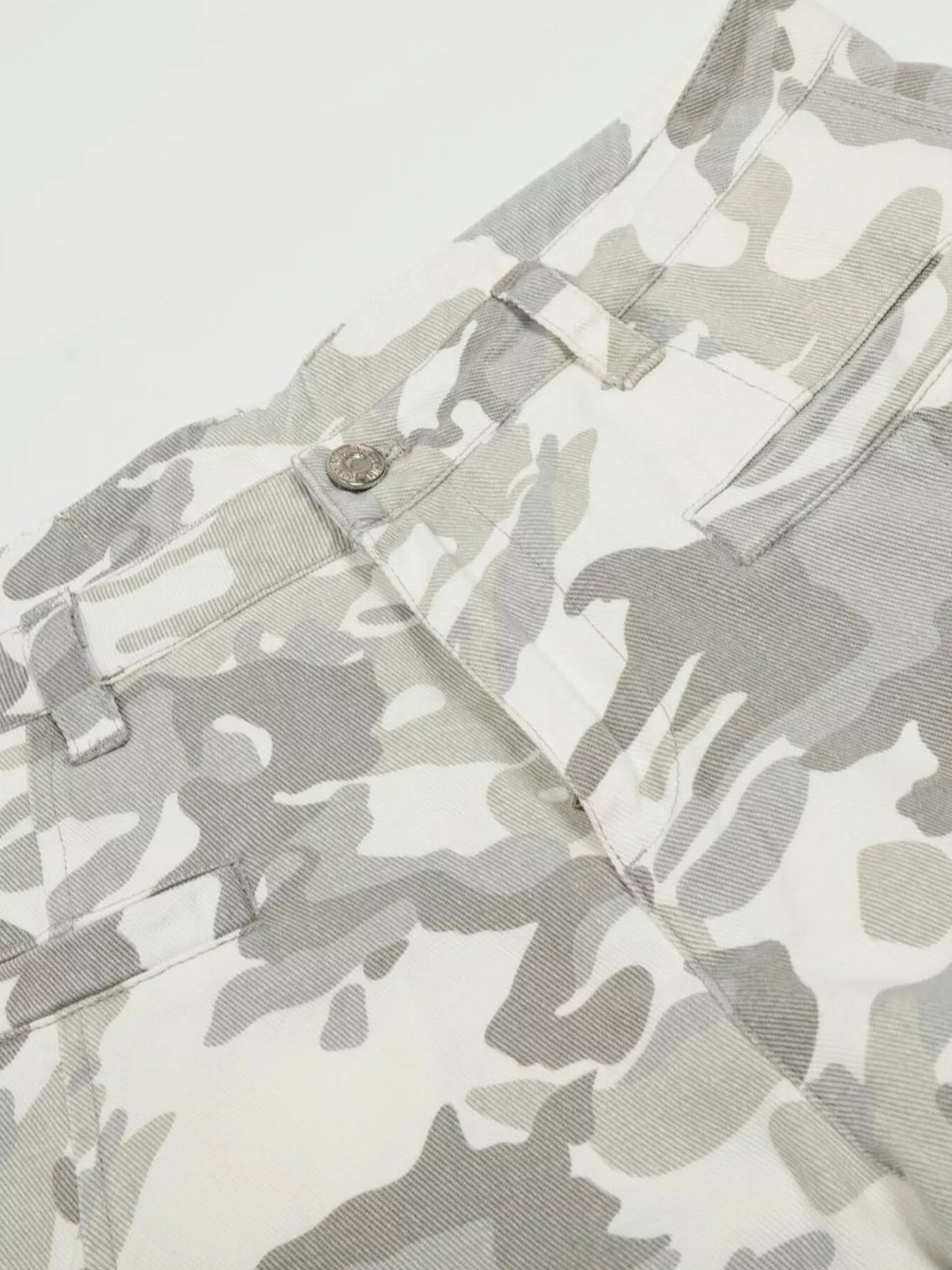 mens-camouflage-wide-leg-cargo-pants-06