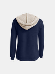 Sudadera con capucha de manga larga en contraste de punto gofre de tamaño completo