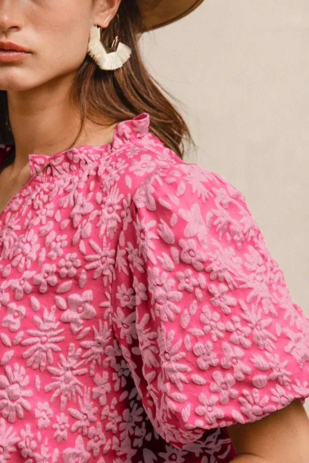 BiBi Floral Pattern Texture Short Balloon Sleeves Ruffled Blouse