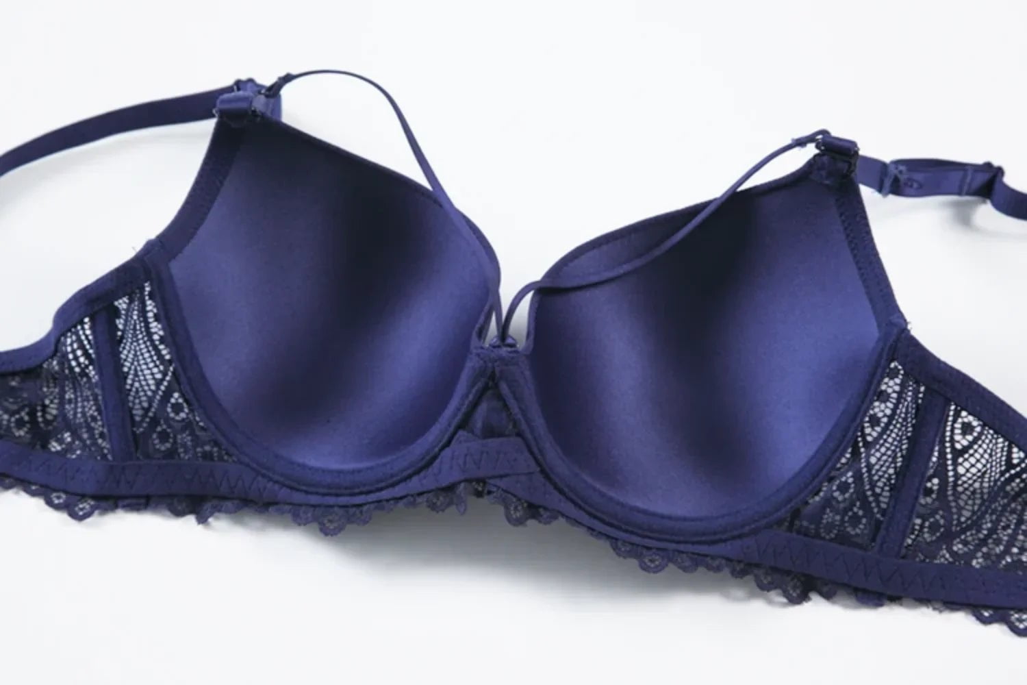 BINNYS Women's Bra: Sexy B Cup, Adjusted Straps, Premium Fancy Underwire Bra