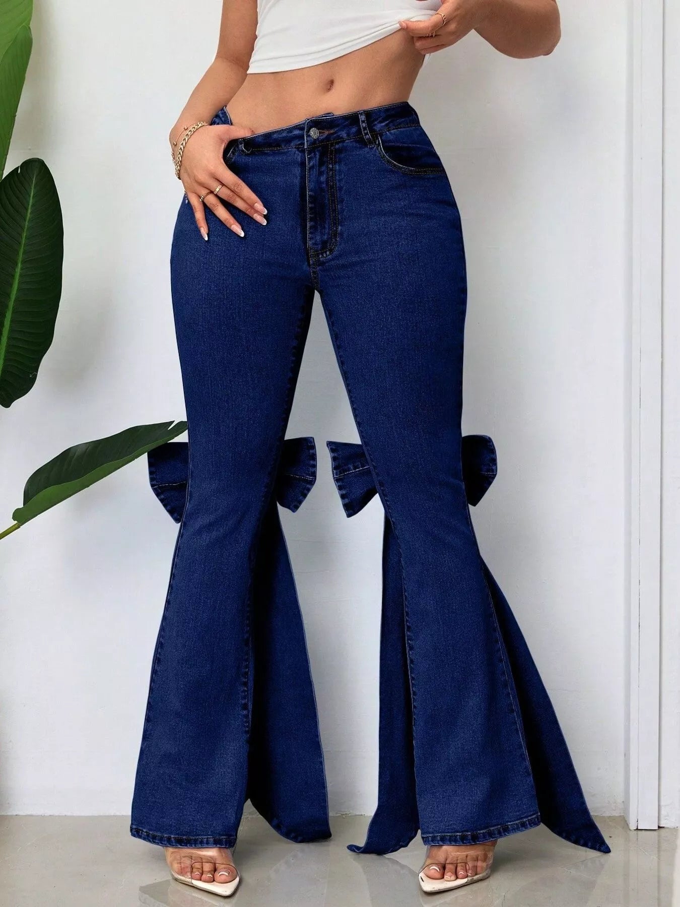 Bow-Accented Flare Leg Jeans Dark Blue / S