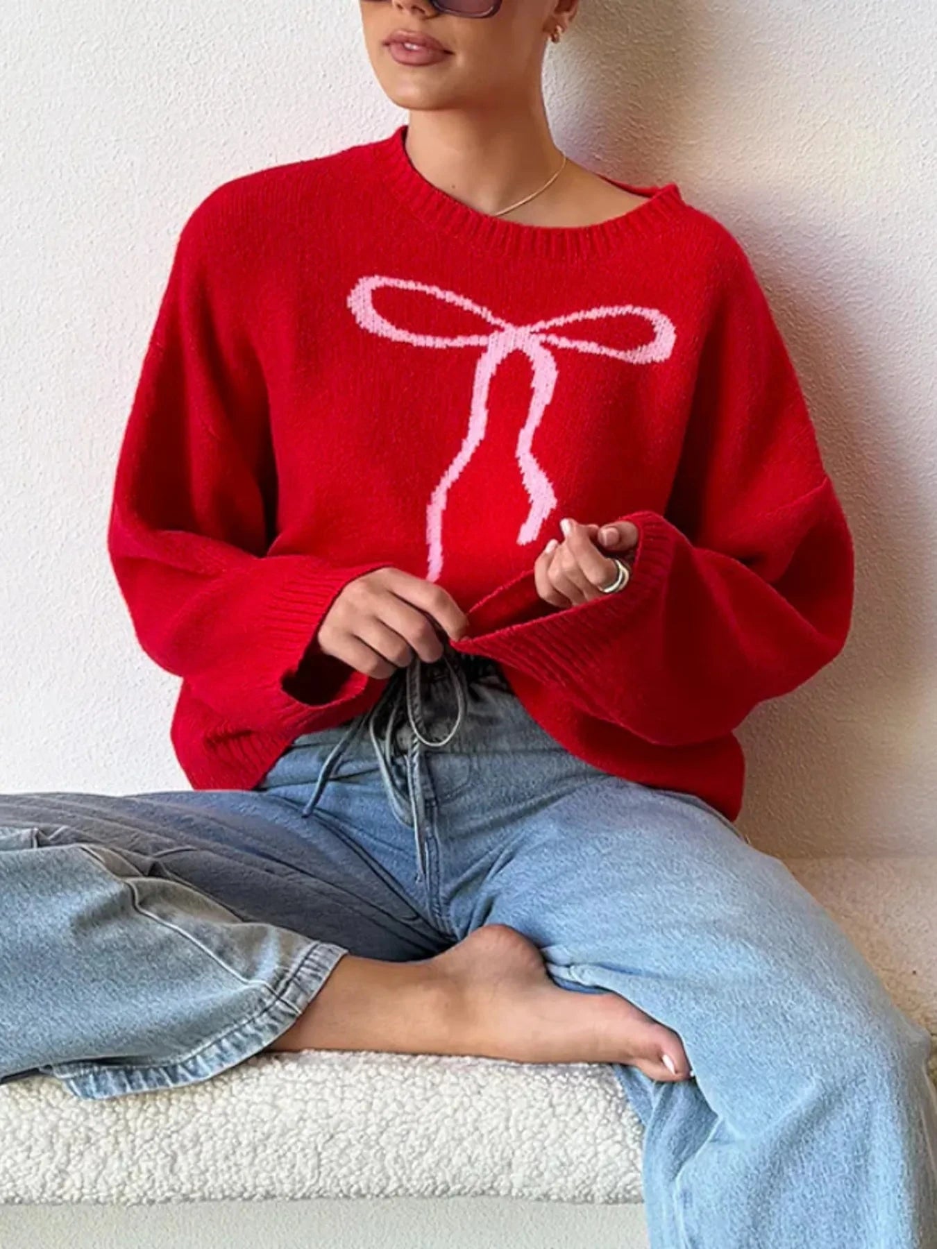Bow Graphic Ribbed Hem Round Neck Sweater