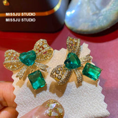 Bow Knot Heart Shaped Deco Emerald Stud Earrings Green