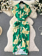 Buttoned Down Collared Floral Print Dress S / Green
