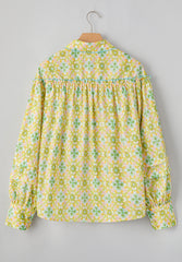 Blusa de manga larga con cuello y estampado de volantes