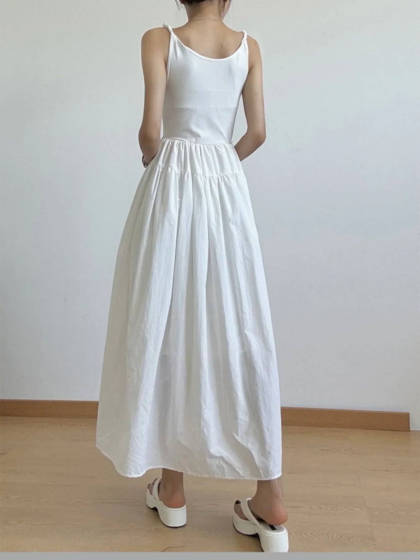 Casual Scoop Neck Cami Dress