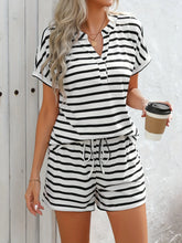 Casual Striped Short Sleeve Top and Shorts Two-Piece Set Stripe / S