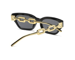 Charm Mirror Lens Chain Detailed Sunglasses