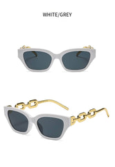 Charm Mirror Lens Chain Detailed Sunglasses