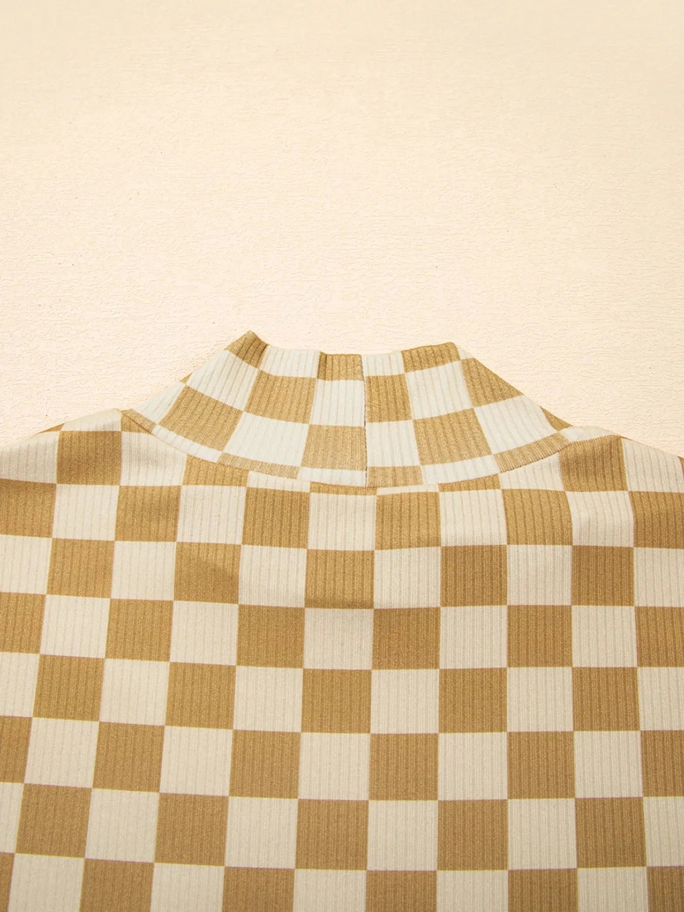 Check Pattern Turtleneck Slim Long Sleeve Tee