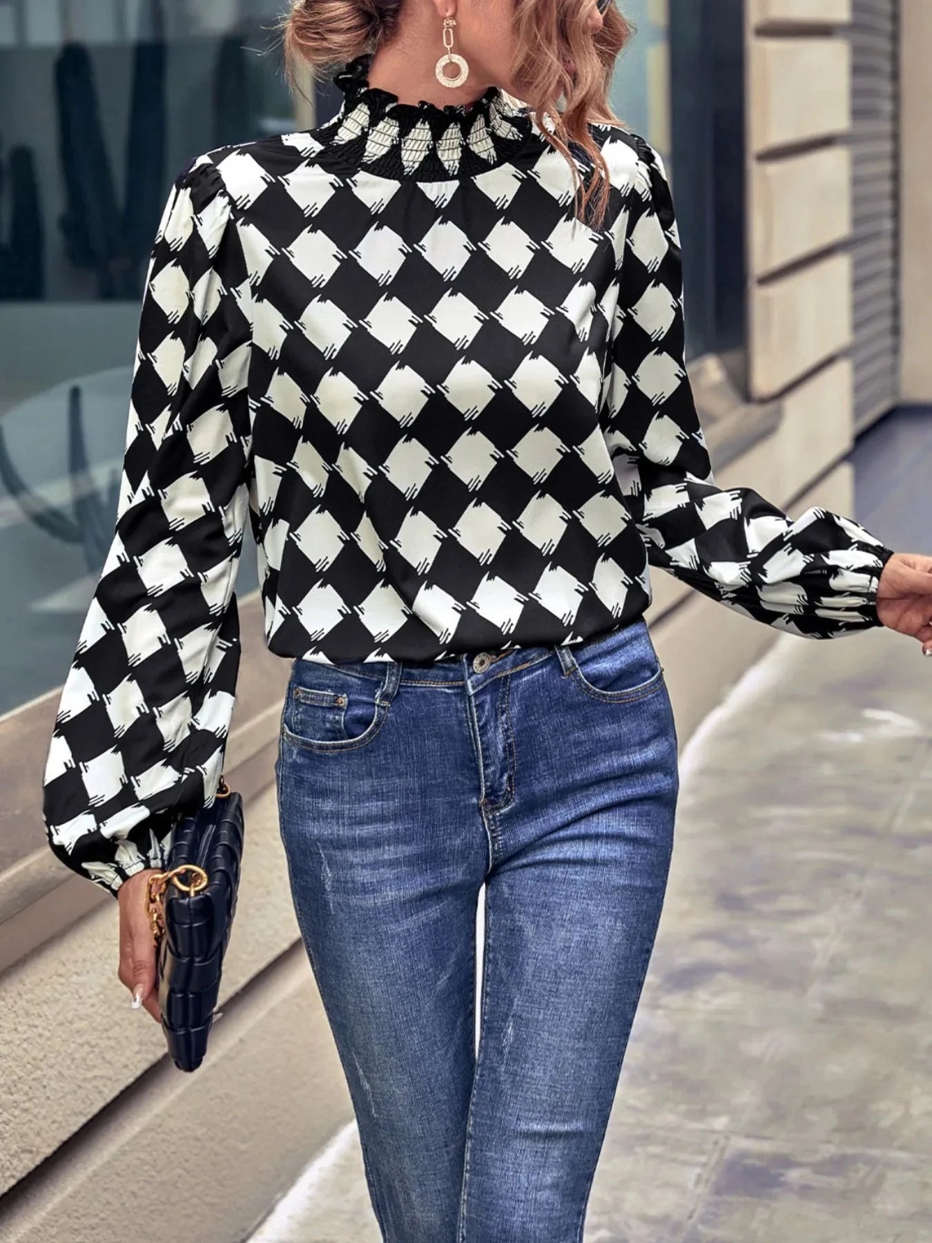 Checkered Pattern Balloon Sleeve Blouse Black / S