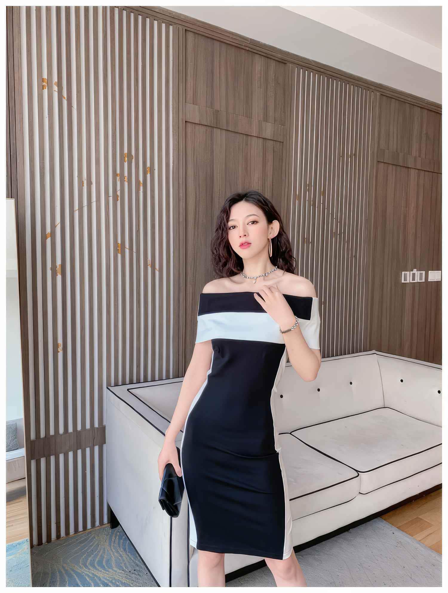 Chic Monochrome Midi dress