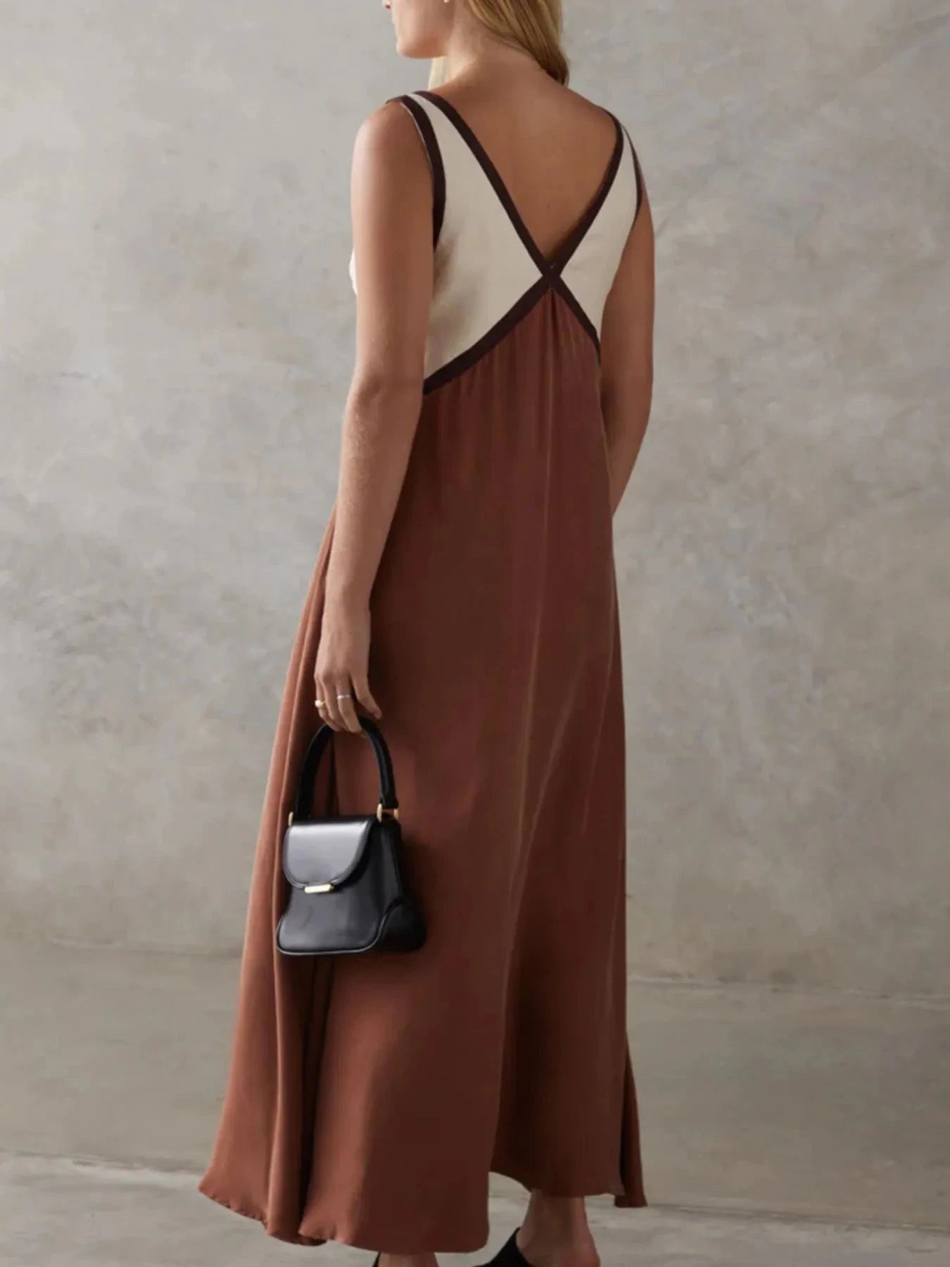 Color Block V-Neck Sleeveless Maxi Dress