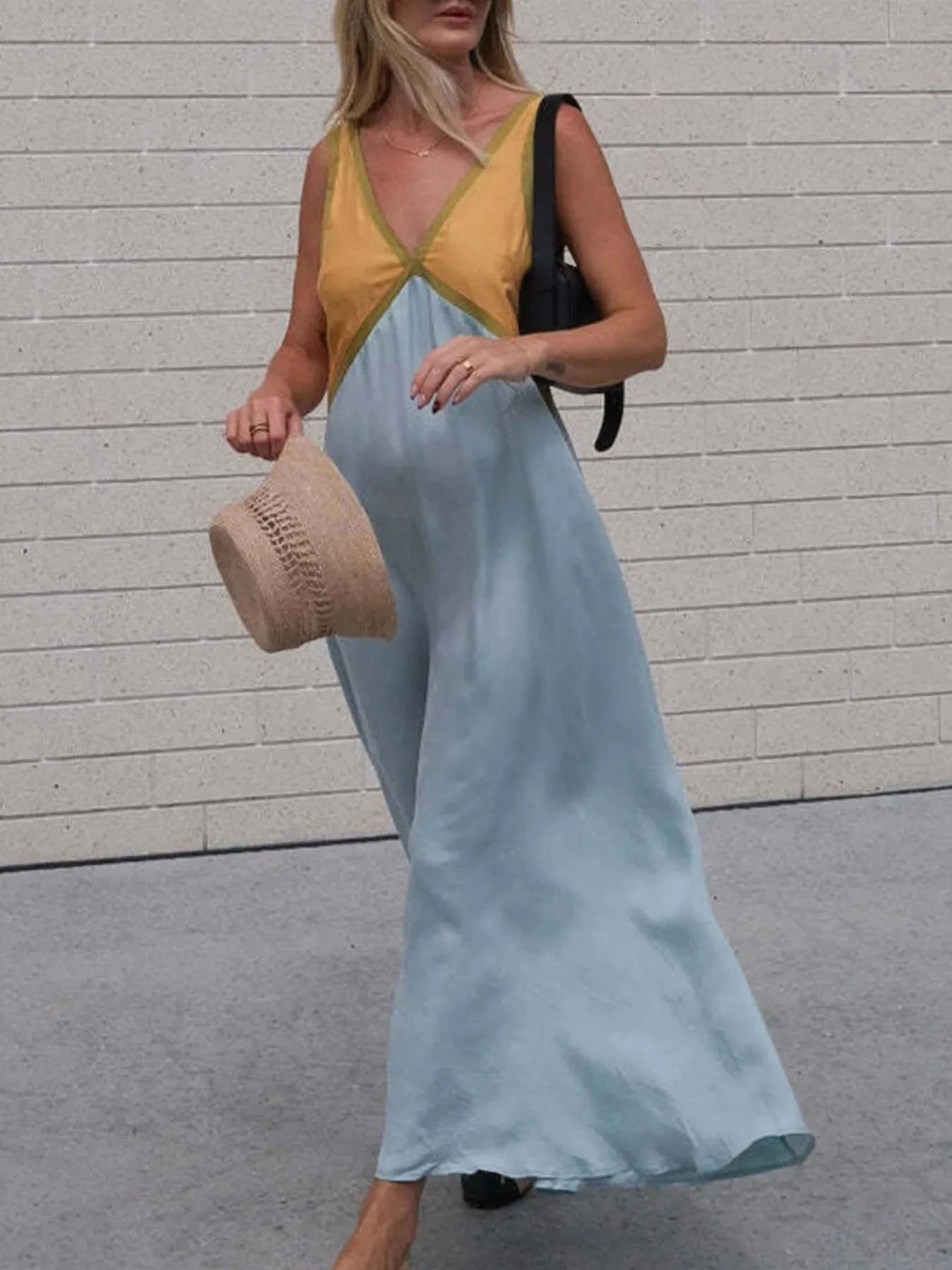 Color Block V-Neck Sleeveless Maxi Dress