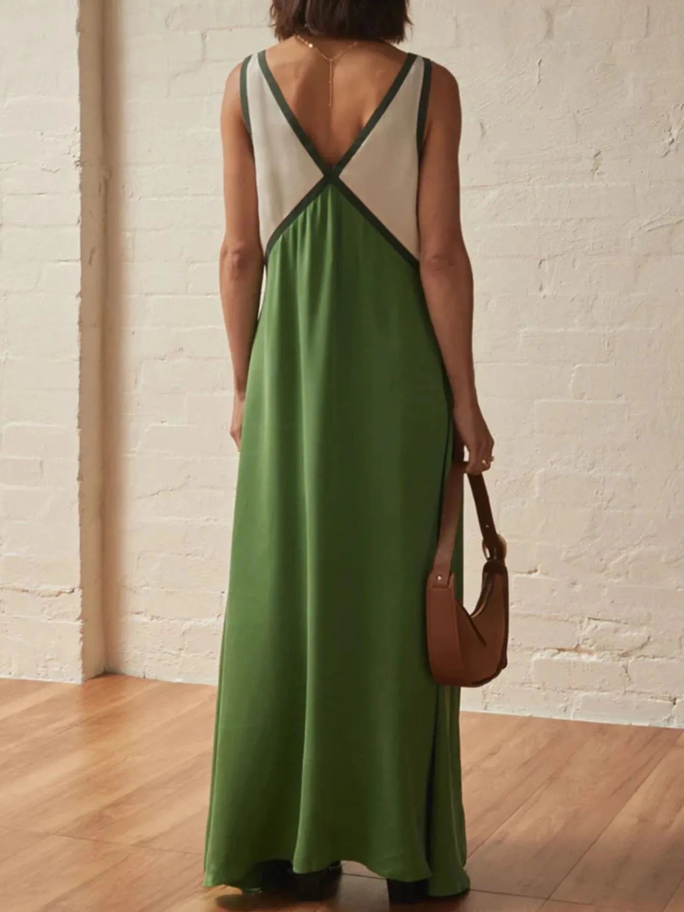 Color Block V-Neck Sleeveless Maxi Dress