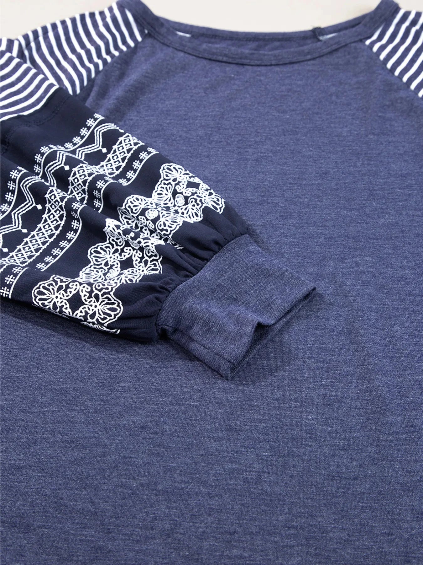 Contrast Print Striped Raglan Long Sleeve Loose Top Gray / S