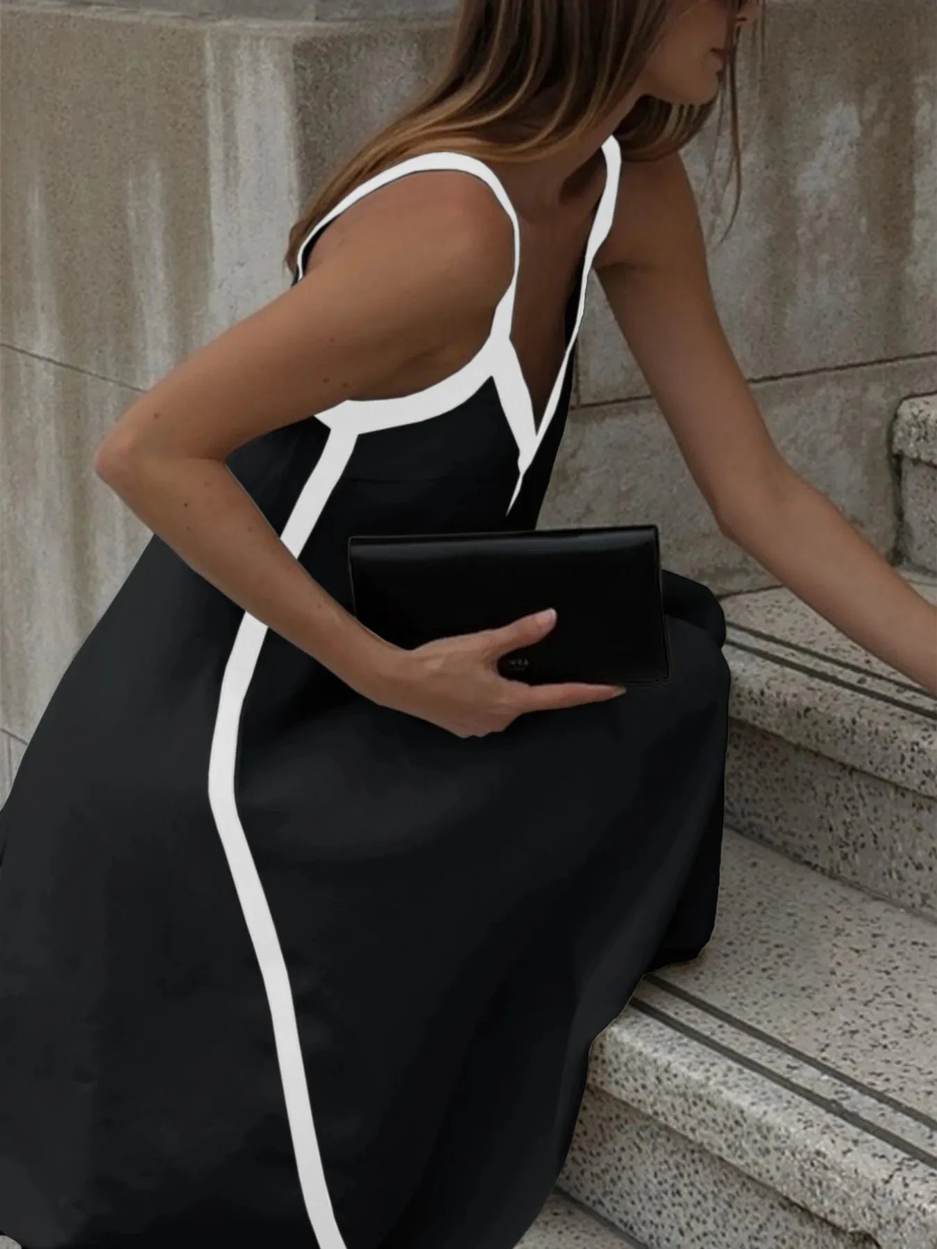 Contrast Trim V-Neck Maxi Dress