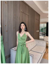 Cottage Core A-line Sleeveless Midi Dress S / Green