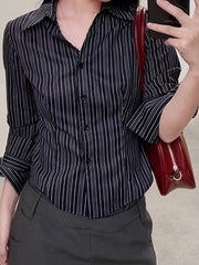 Camisa de manga larga con cuello y rayas Devine