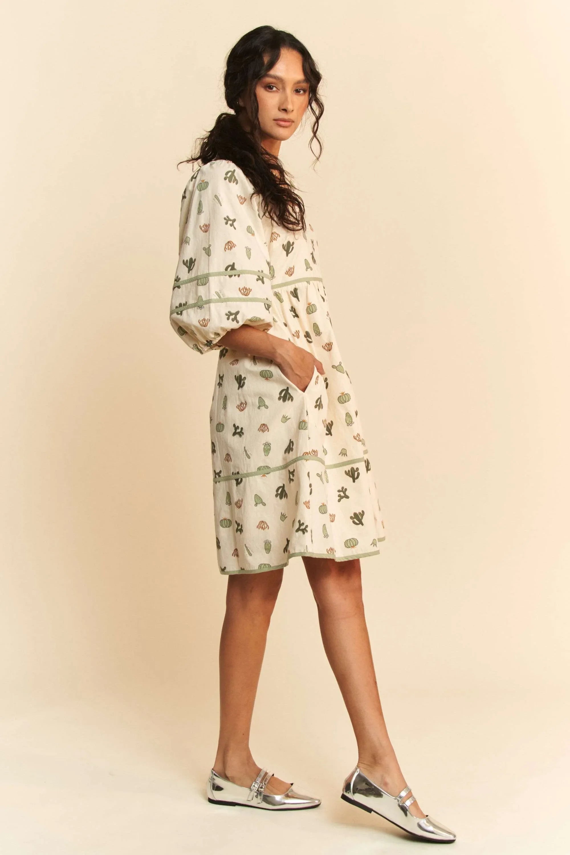 Davi & Dani Cactus Printed Poplin Contrast Piping Mini Dress