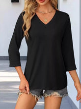 v-neck-3-4-sleeve-t-shirt-01
