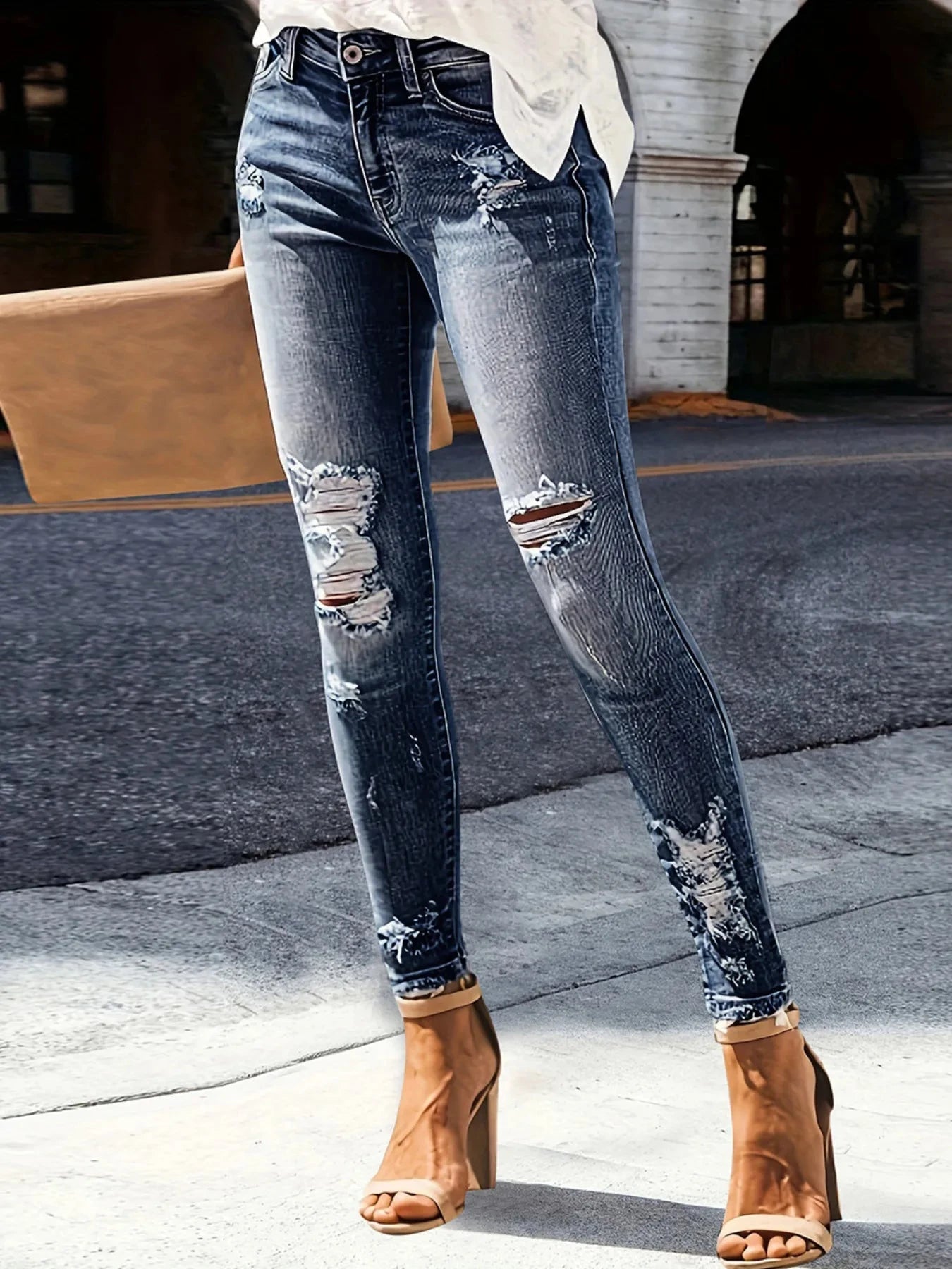 Distressed Skinny Jeans