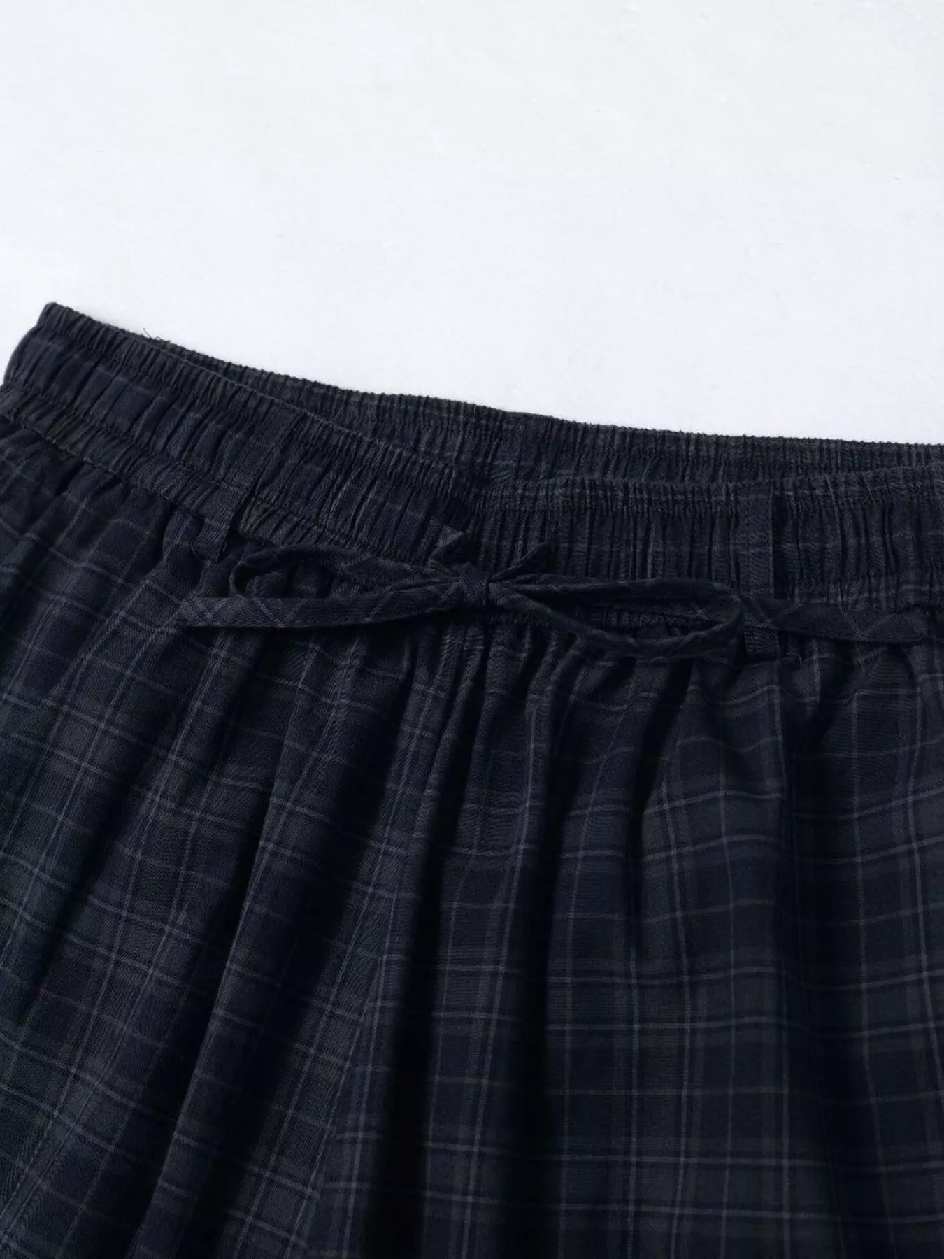 mens-plaid-wide-leg-drawstring-shorts-03